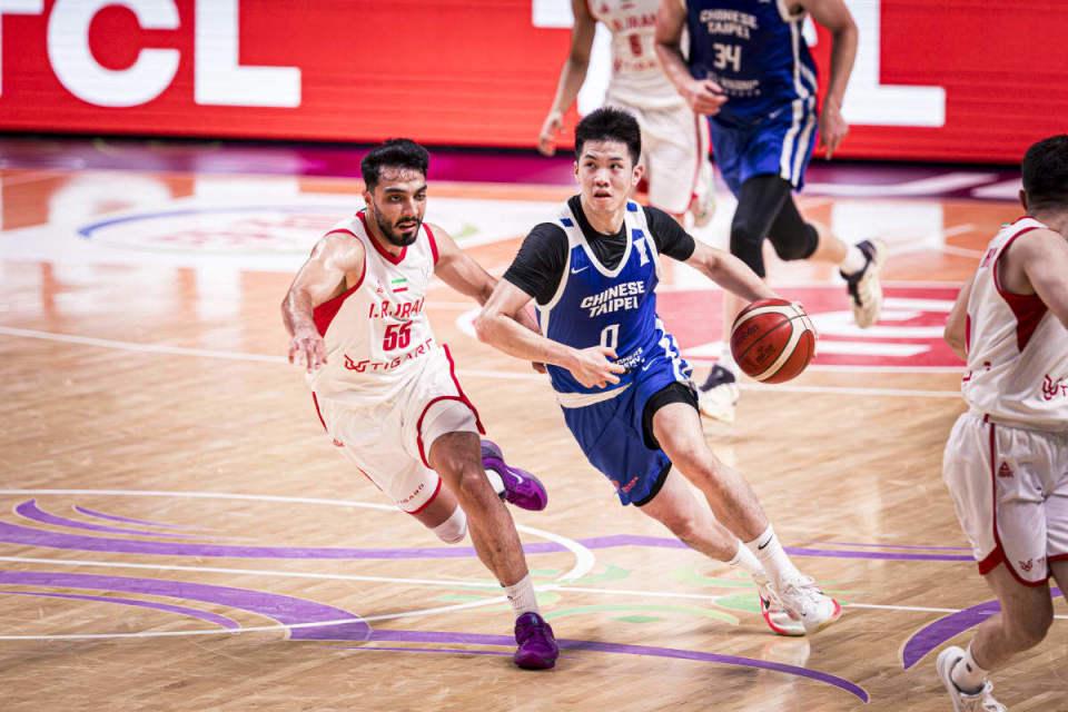 ue, ue, 绝平三分