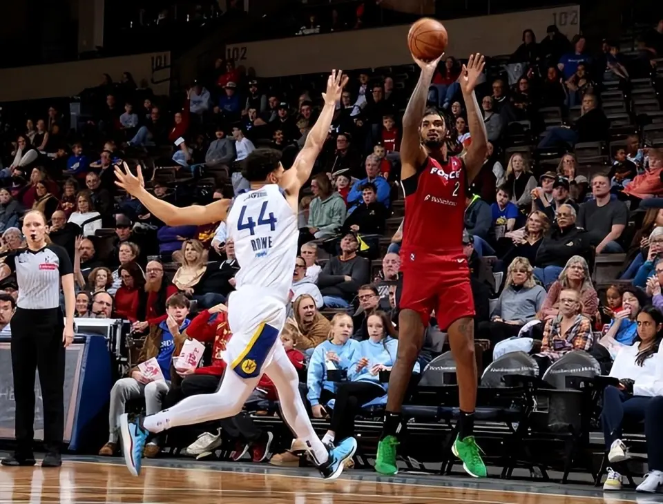 都没有突出 都没有突出